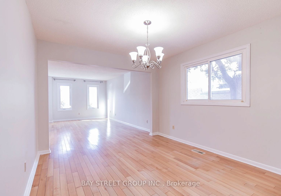 300-fincham-avenue-markham-ontario-n12592608