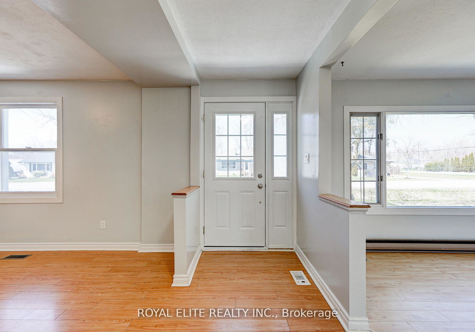 339-winnifred-drive-georgina-ontario-n12593014