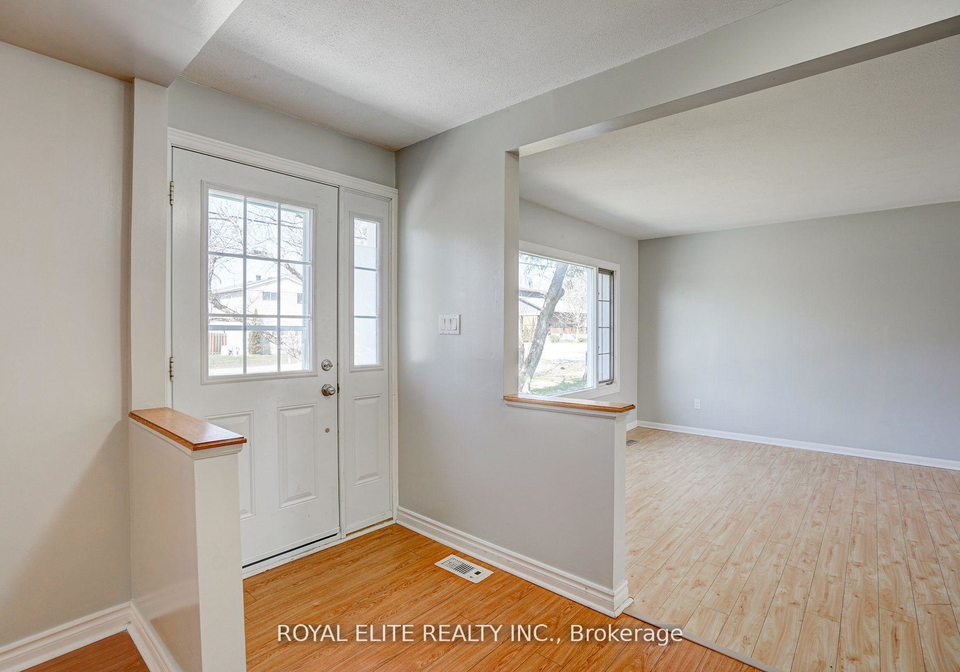339-winnifred-drive-georgina-ontario-n12593014