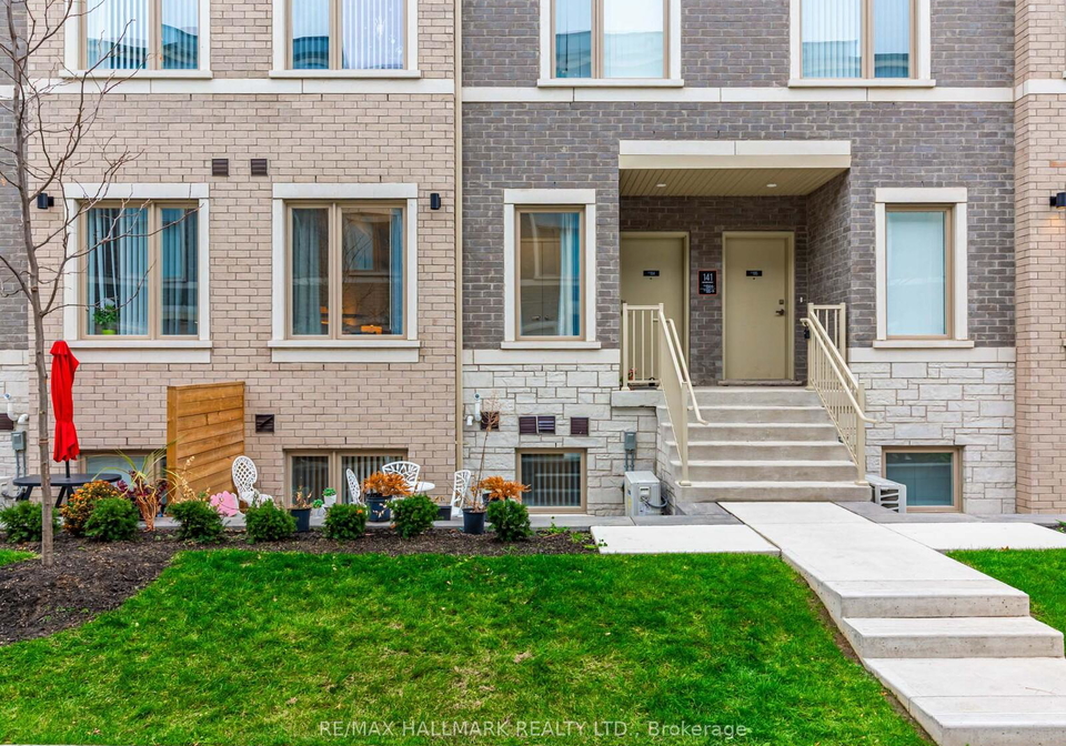 141-honeycrisp-crescent-vaughan-ontario-n12593324