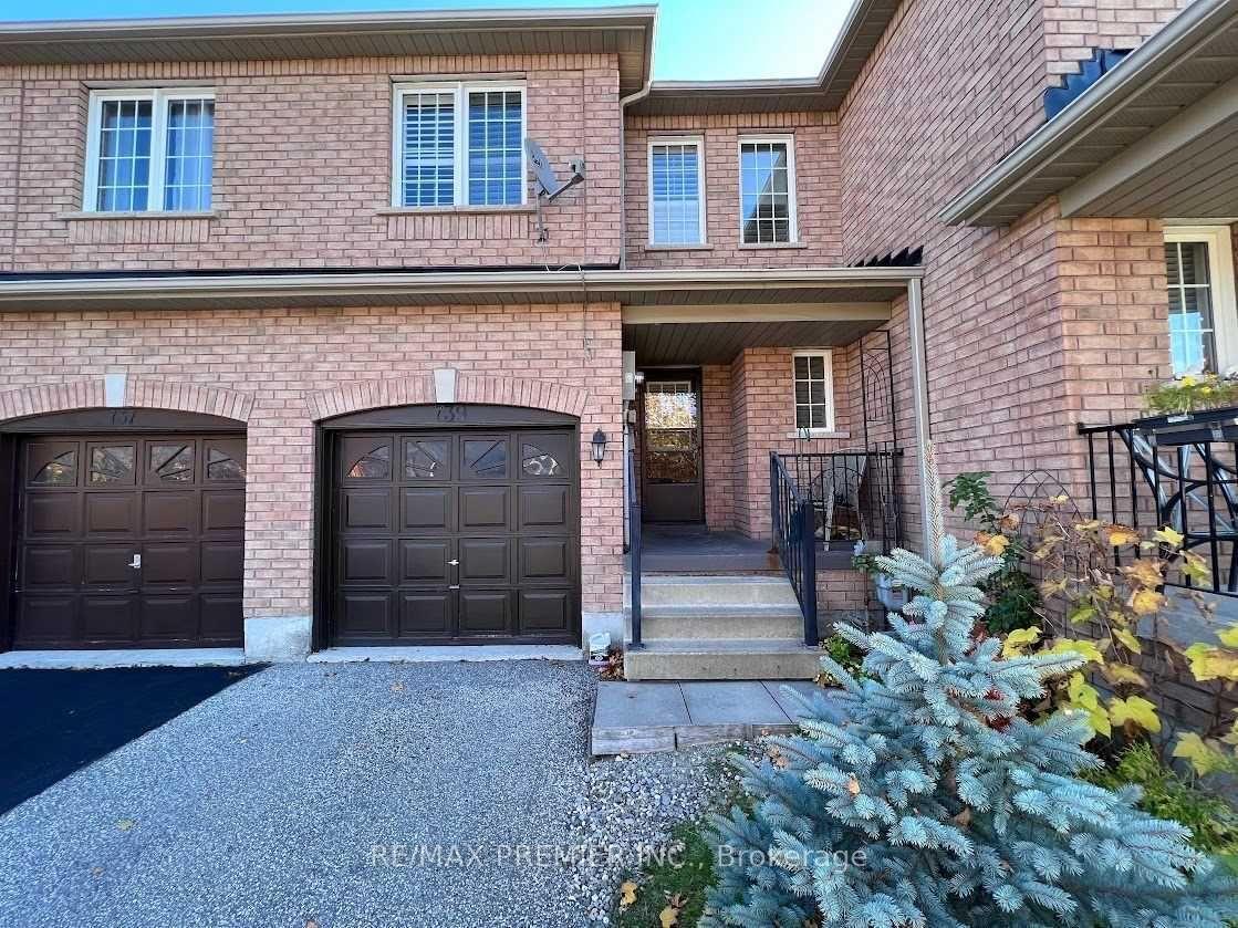 739-joe-persechini-drive-newmarket-ontario-n12593368