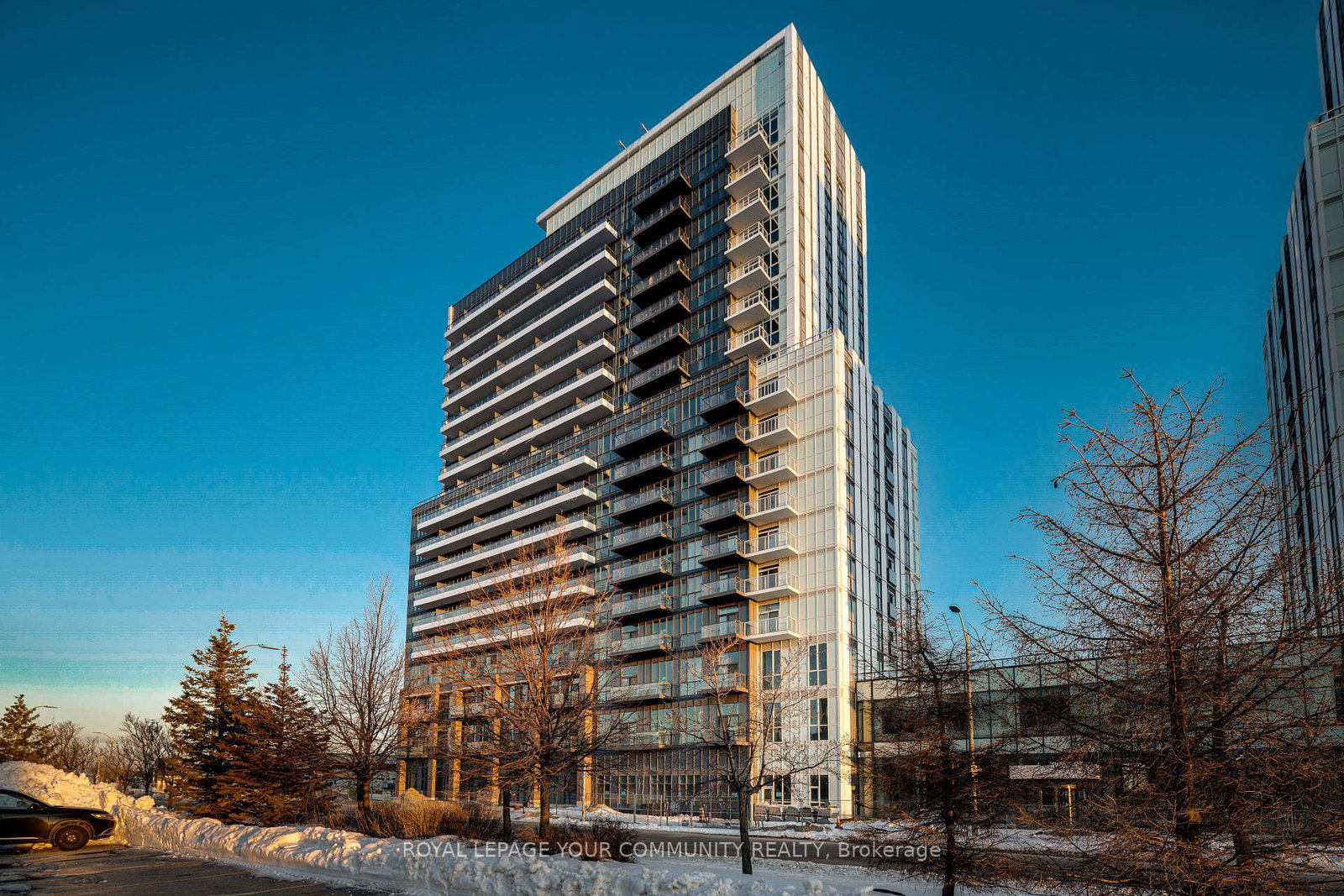 38-honeycrisp-crescent-vaughan-ontario-n12594056