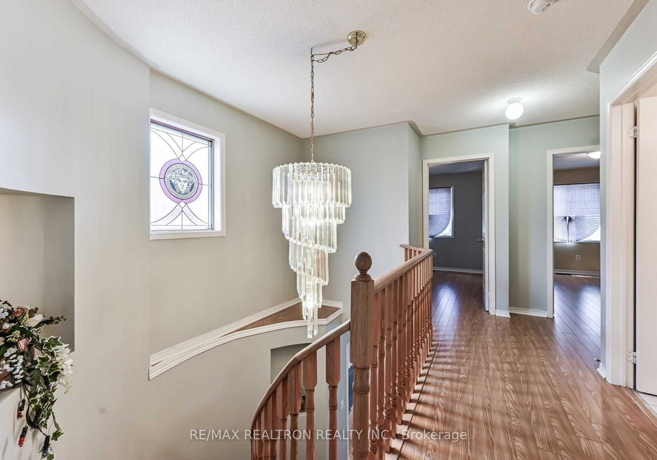 37-kale-crescent-vaughan-ontario-n12594132