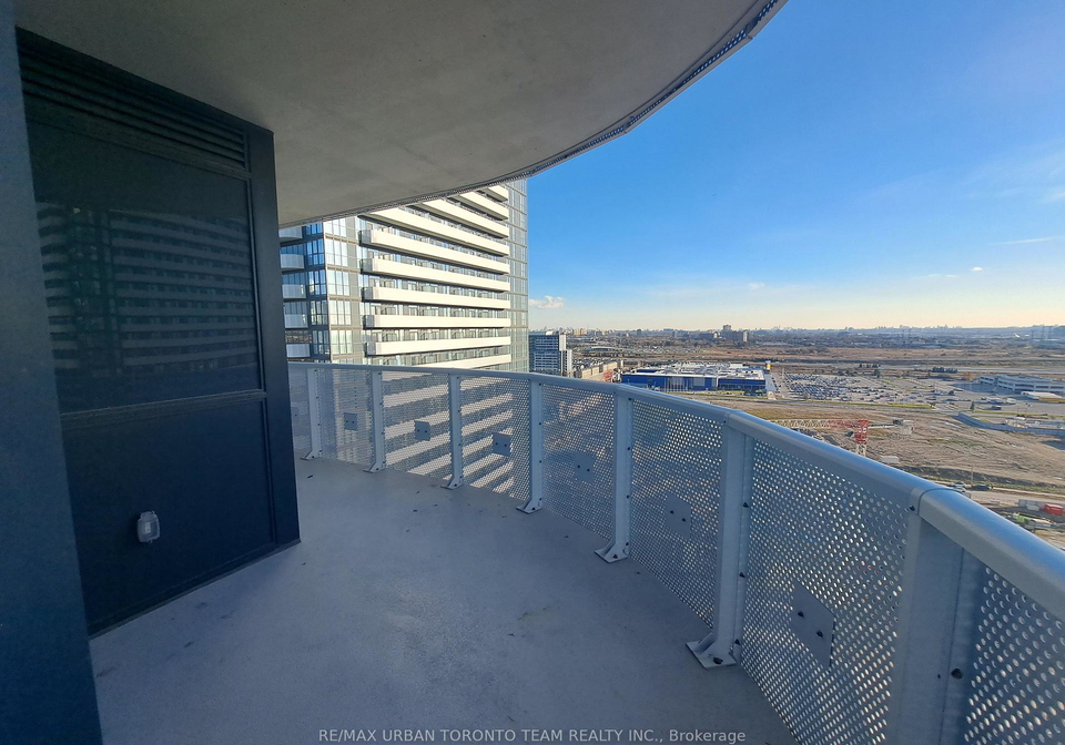 8-interchange-way-vaughan-ontario-n12594700