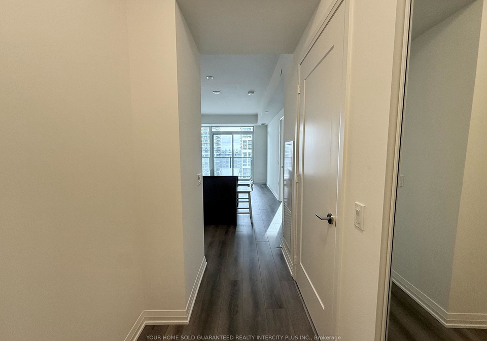 8960-jane-street-vaughan-ontario-n12595208