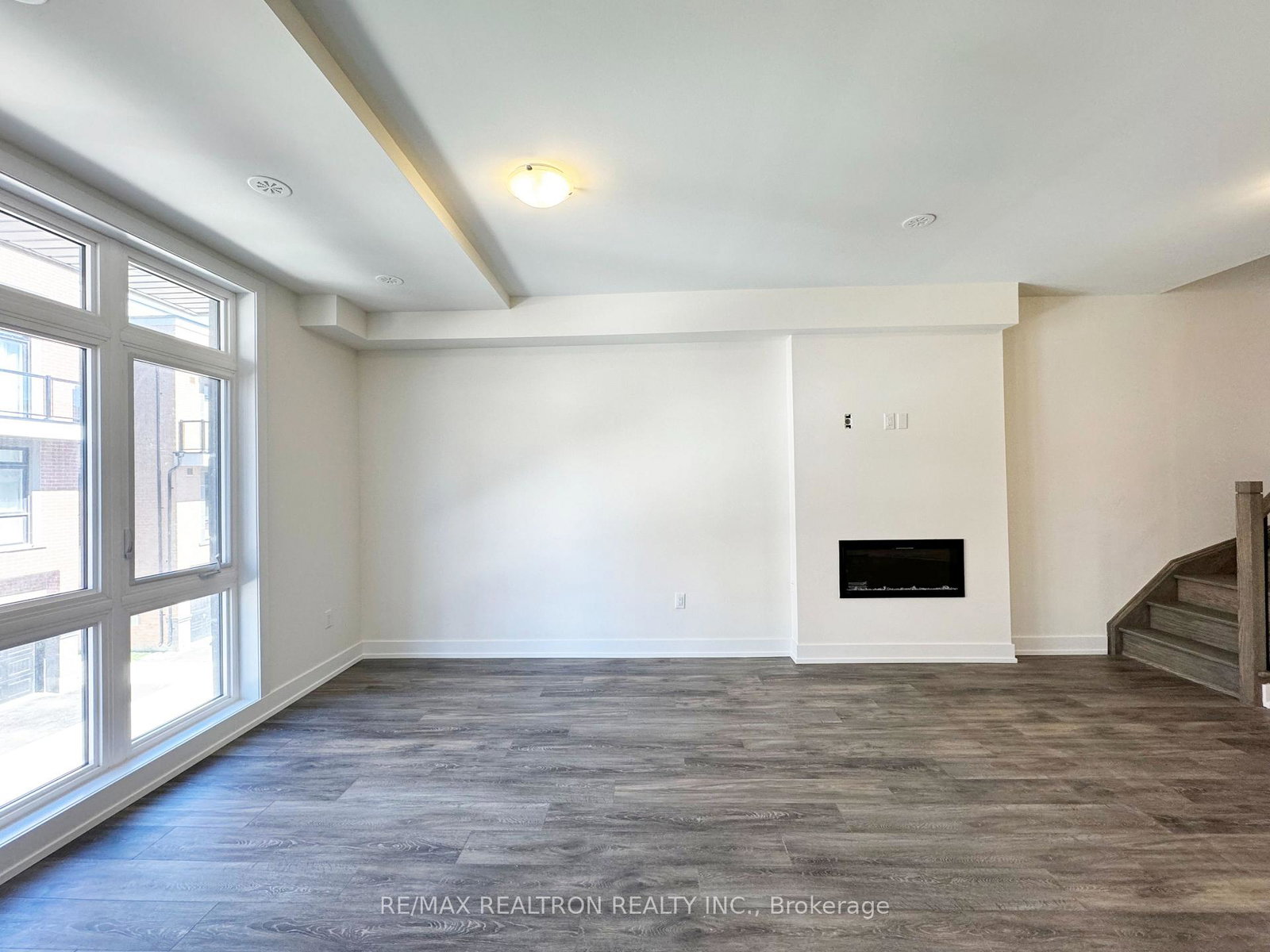 6-sayers-lane-richmond-hill-ontario-n12596766