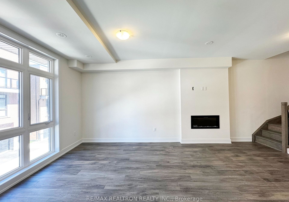6-sayers-lane-richmond-hill-ontario-n12596766