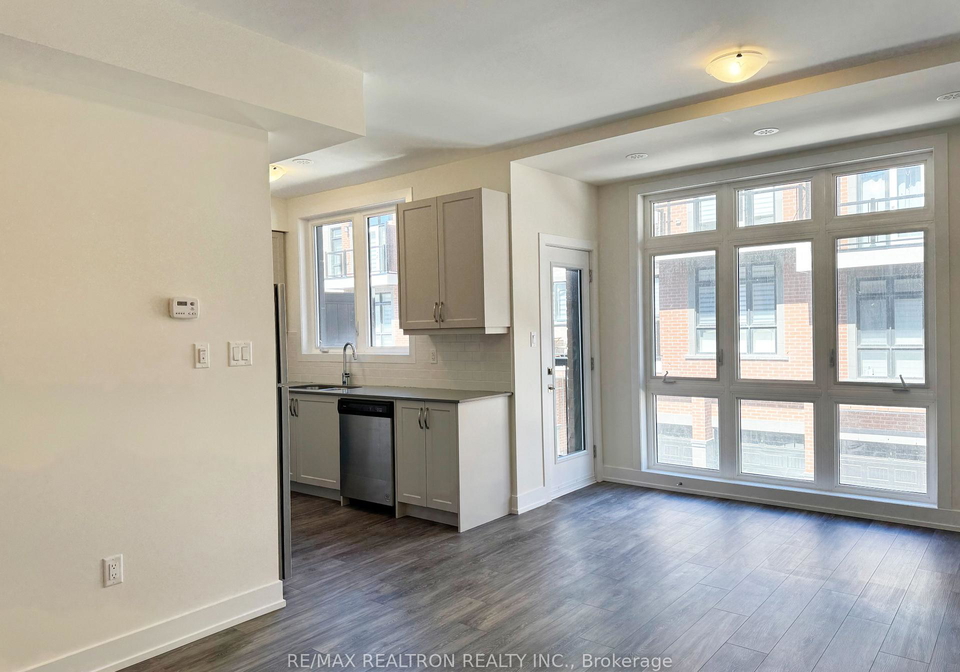 6-sayers-lane-richmond-hill-ontario-n12596766