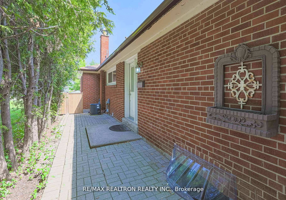 46-meadowview-avenue-markham-ontario-n12596994
