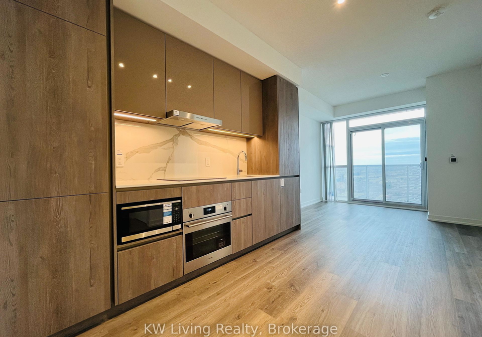 8-interchange-way-vaughan-ontario-n12597194