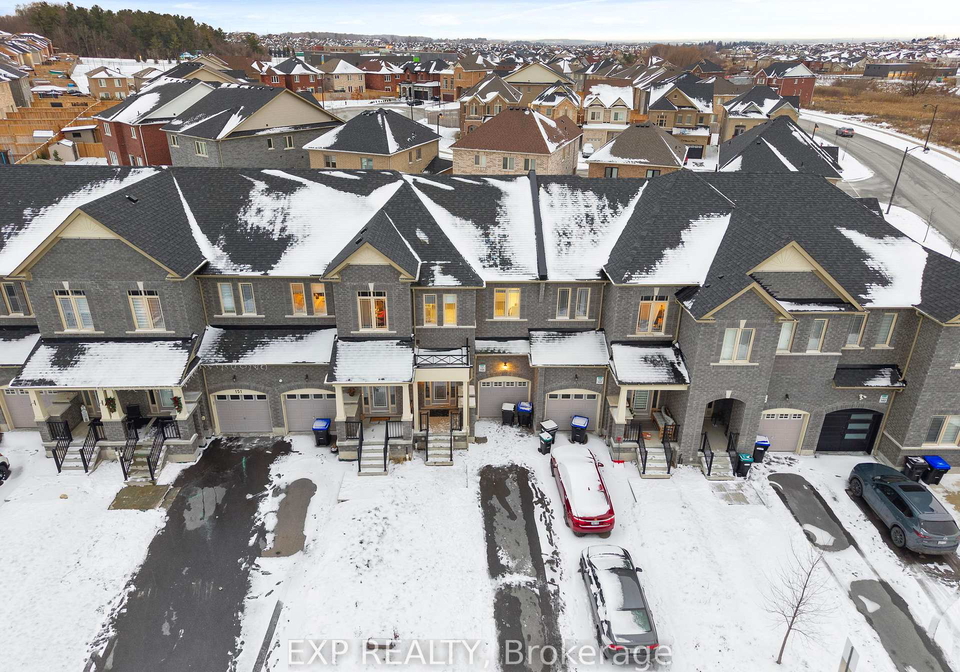 155-veterans-street-bradford-west-gwillimbury-ontario-n12597324