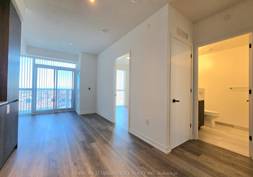 8-interchange-way-vaughan-ontario-n12598772