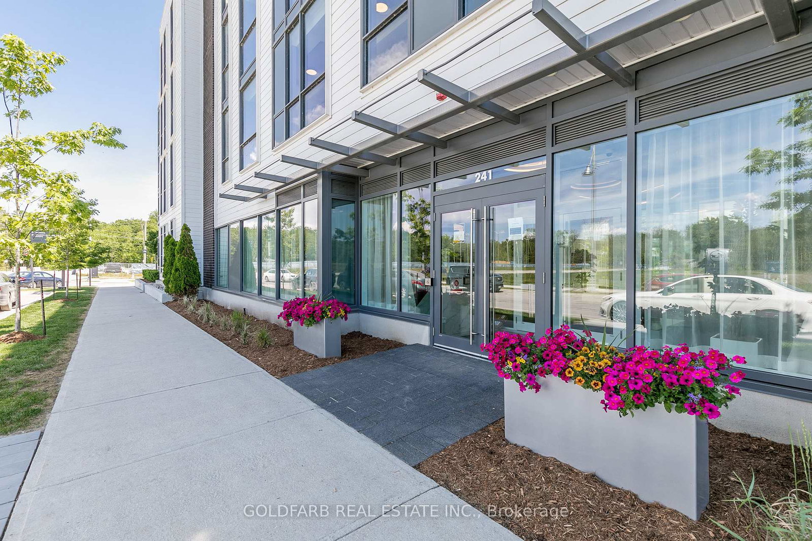 241-sea-ray-avenue-innisfil-ontario-n12598898
