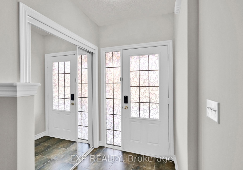 7-wallwark-street-aurora-ontario-n12598906