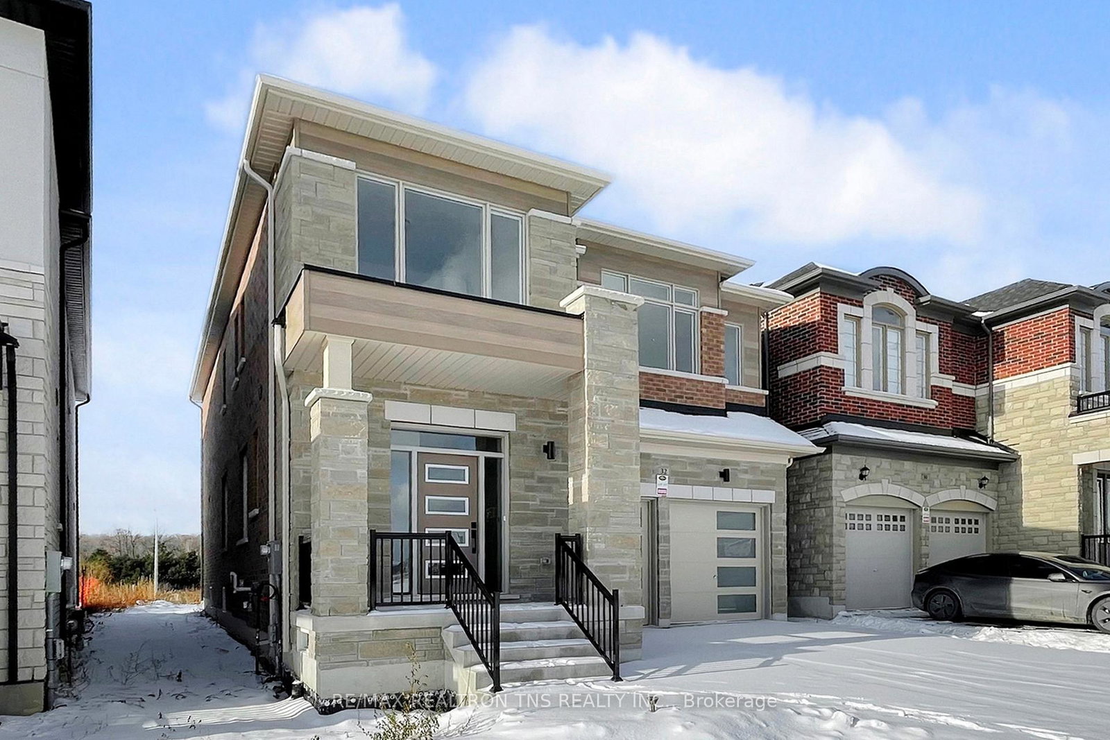 32-furon-street-richmond-hill-ontario-n12599446