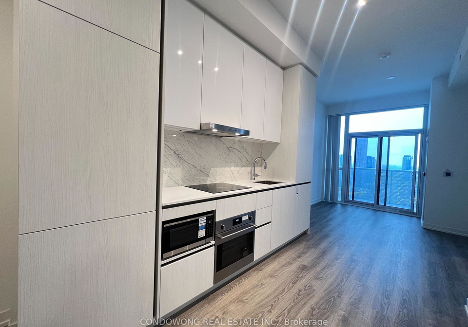 8-interchange-way-vaughan-ontario-n12599530