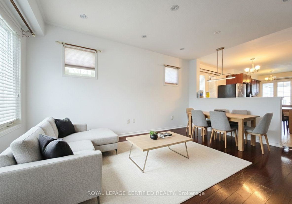 32-old-oak-lane-markham-ontario-n12600162