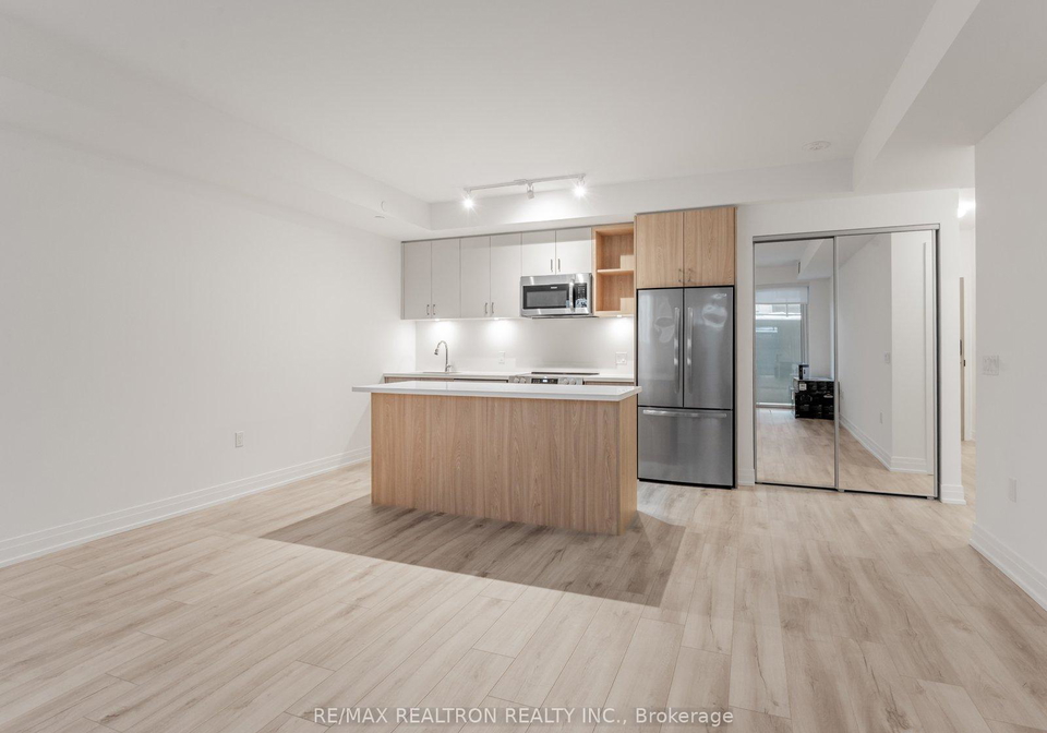 333-sunseeker-avenue-innisfil-ontario-n12600952