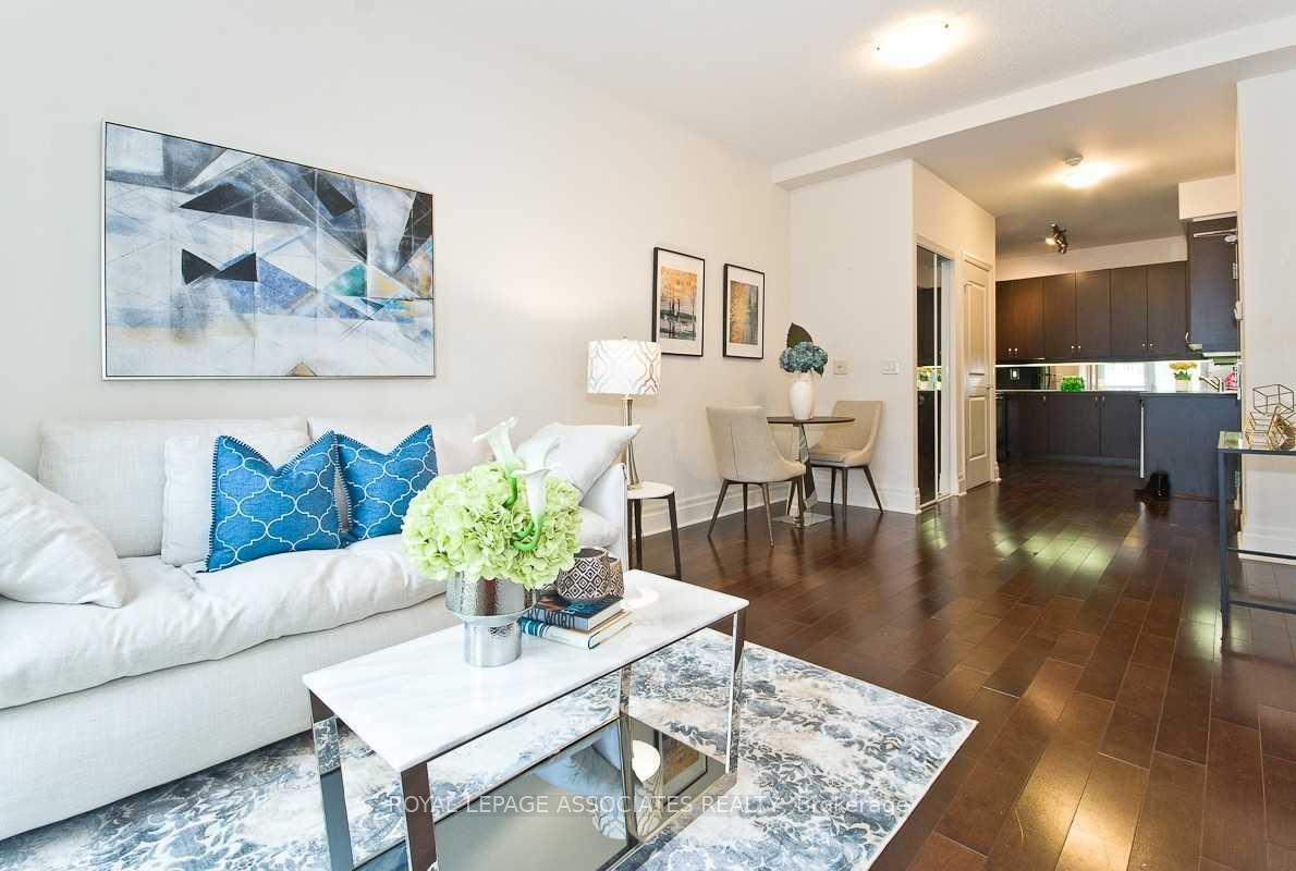 39-upper-duke-crescent-markham-ontario-n12601194