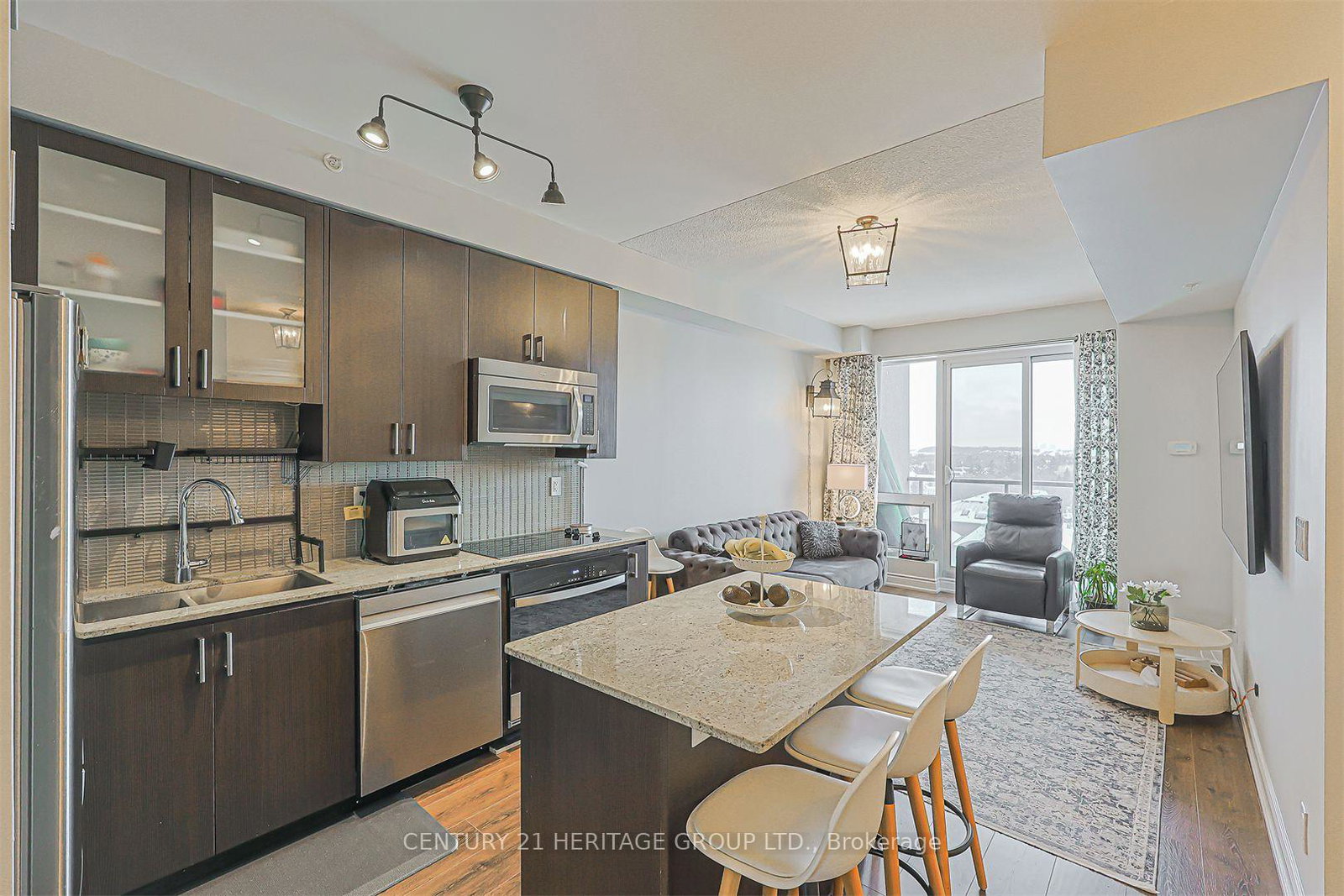9090-yonge-street-richmond-hill-ontario-n12601338