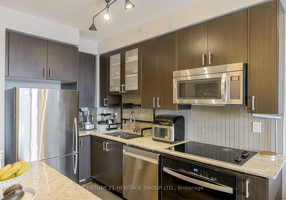 9090-yonge-street-richmond-hill-ontario-n12601338