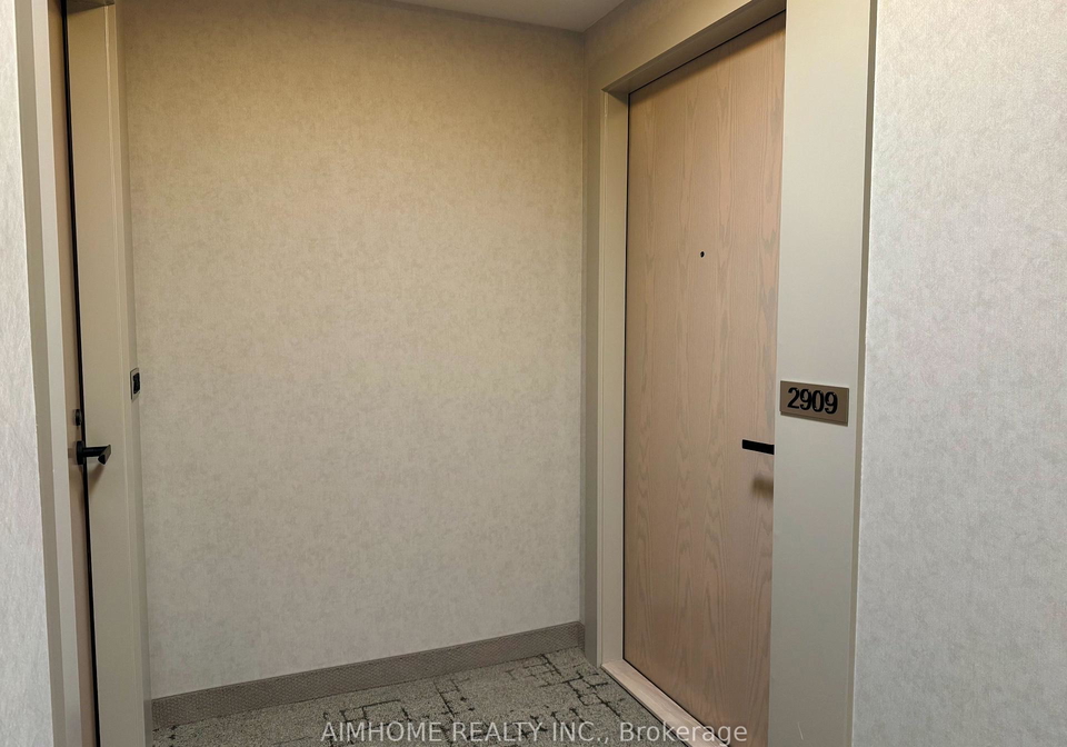 8-interchange-way-vaughan-ontario-n12602604
