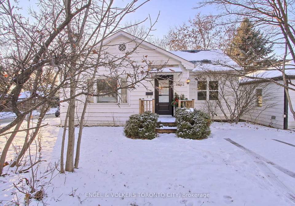16942-bayview-avenue-newmarket-ontario-n12602914