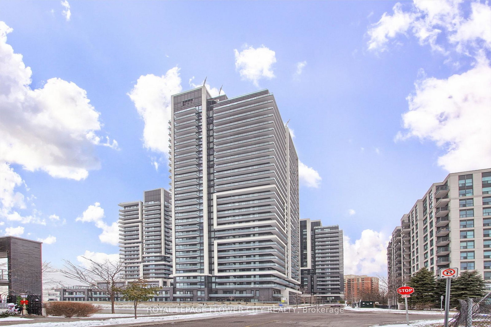105-oneida-crescent-richmond-hill-ontario-n12603066