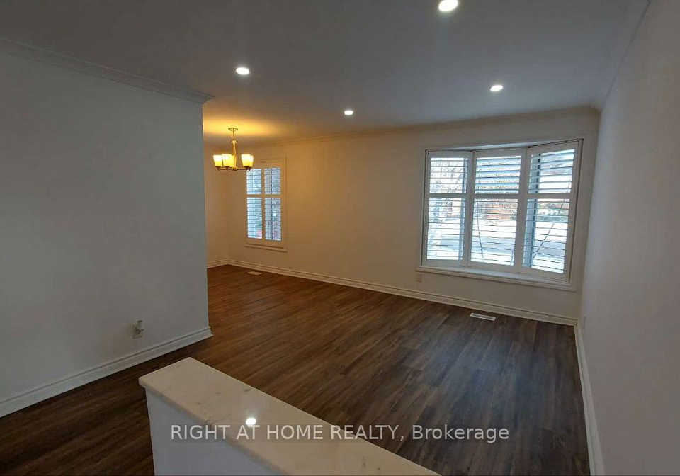 38-stoddart-drive-aurora-ontario-n12603096