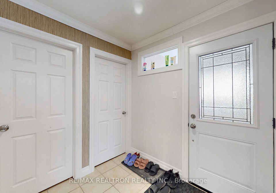 222-currey-crescent-newmarket-ontario-n12603566