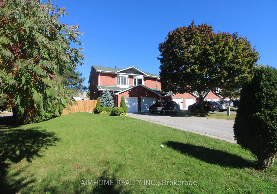 355-crowder-boulevard-newmarket-ontario-n12605360