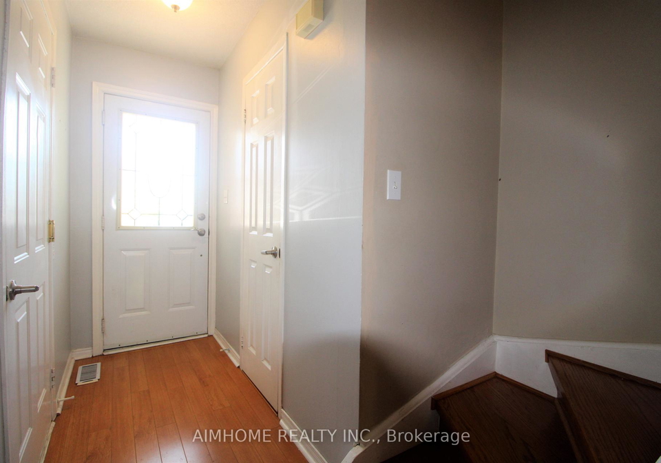 355-crowder-boulevard-newmarket-ontario-n12605360
