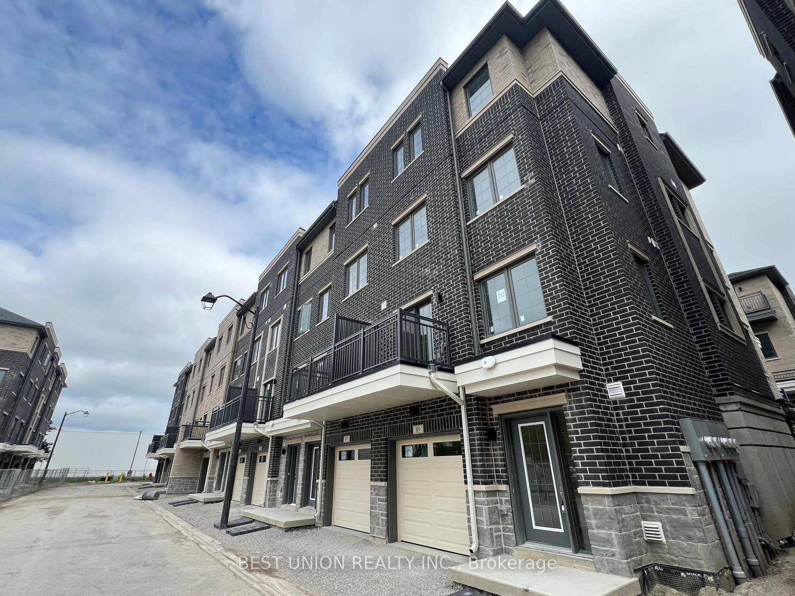 89-clippers-crescent-whitchurch-stouffville-ontario-n12605412