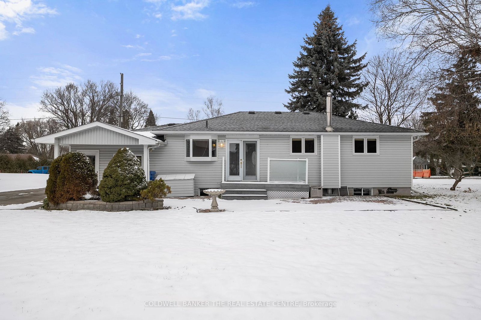 19-farr-avenue-east-gwillimbury-ontario-n12605996