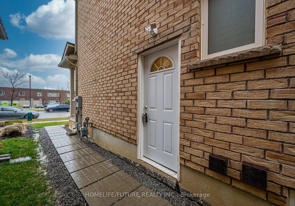 400-grand-trunk-avenue-vaughan-ontario-n12606668