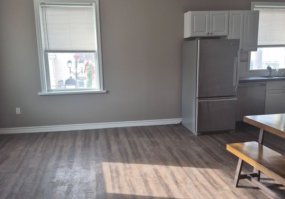37-main-street-s-newmarket-ontario-n12608312
