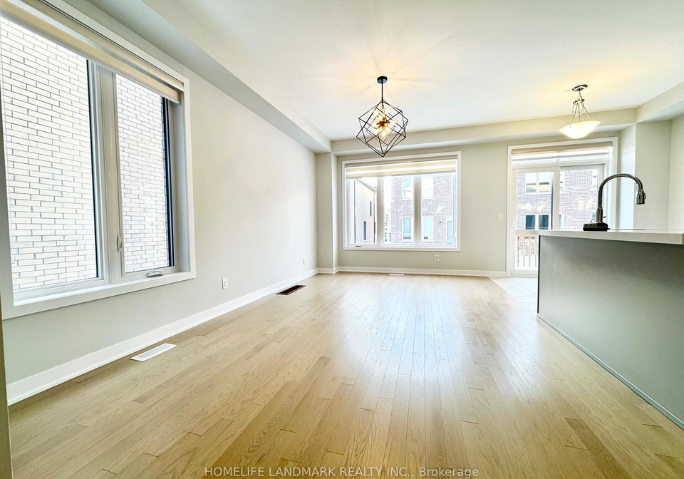 12-harvey-bunker-crescent-markham-ontario-n12608940