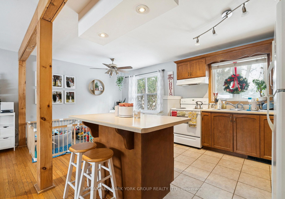 1-middle-street-georgina-ontario-n12609158