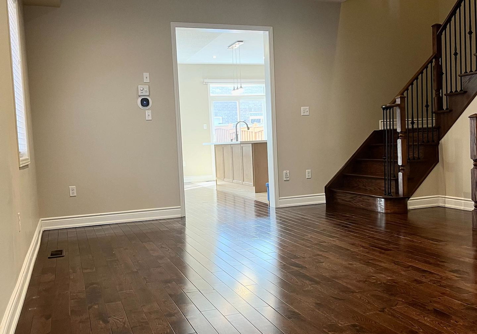 1261-blencowe-crescent-newmarket-ontario-n12609494