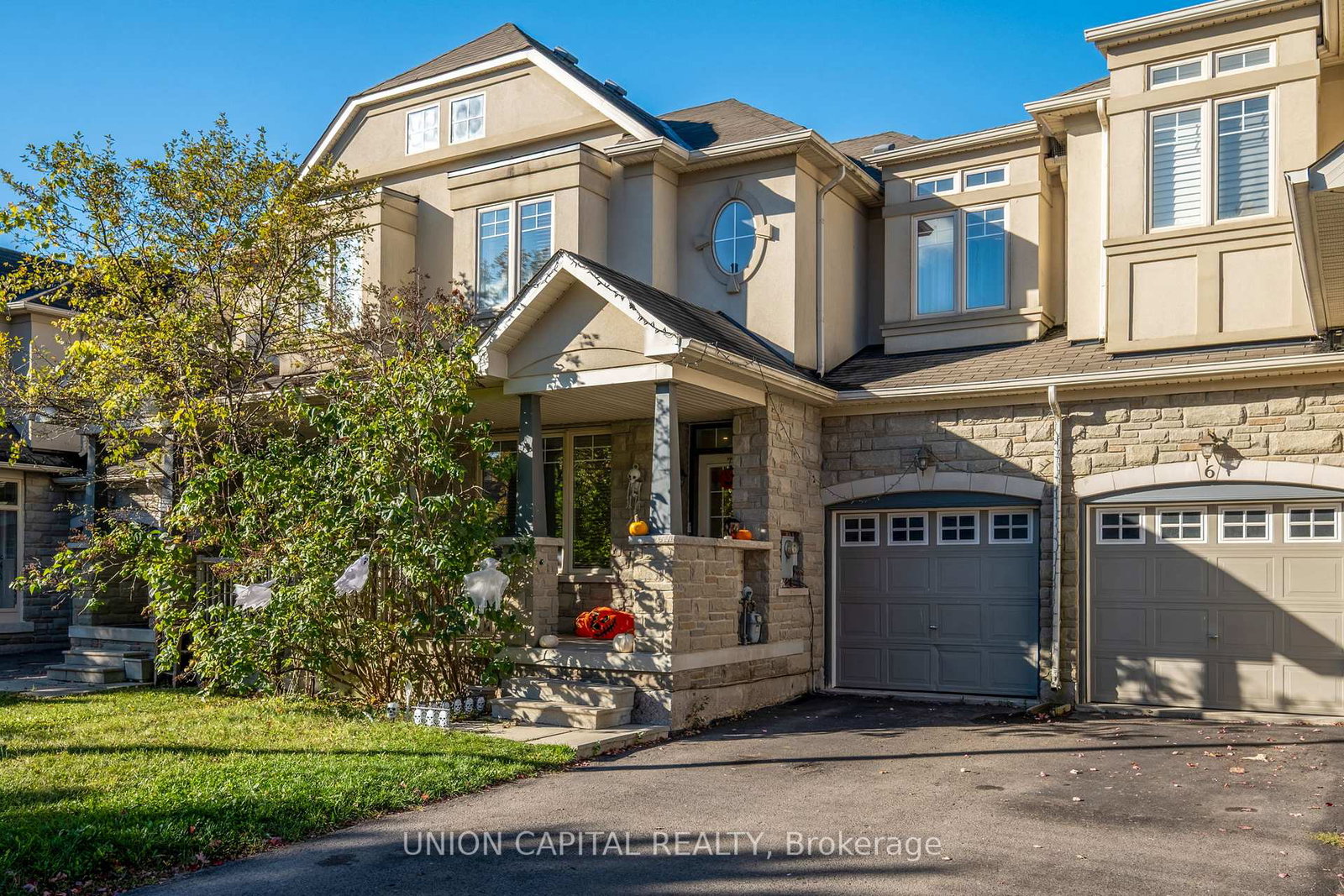 8-stookes-crescent-richmond-hill-ontario-n12609810
