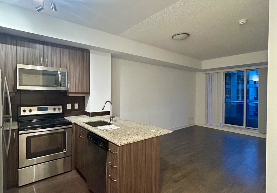 9205-yonge-street-richmond-hill-ontario-n12610424