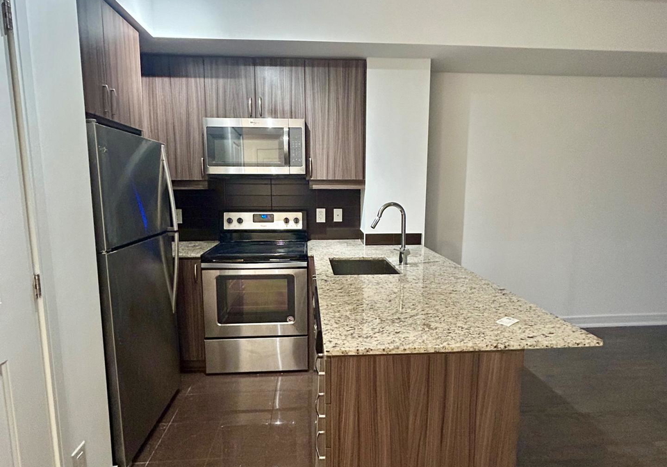 9205-yonge-street-richmond-hill-ontario-n12610424