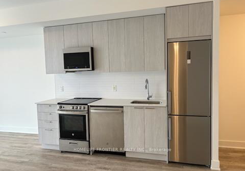 185-deerfield-road-newmarket-ontario-n12611358