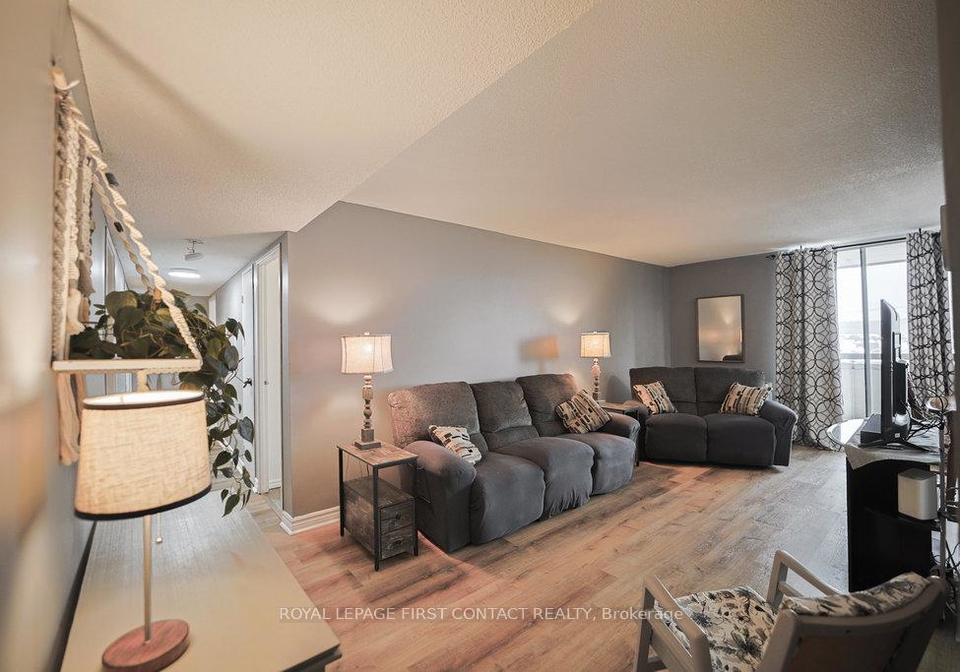 20-william-roe-boulevard-newmarket-ontario-n12612122