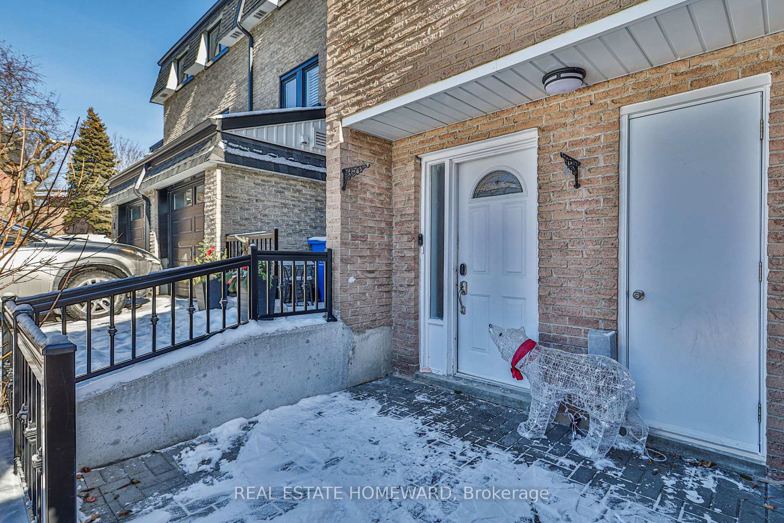 4-poplar-crescent-aurora-ontario-n12613532