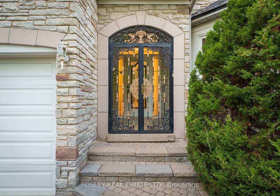 82-woodstone-avenue-richmond-hill-ontario-n12615426