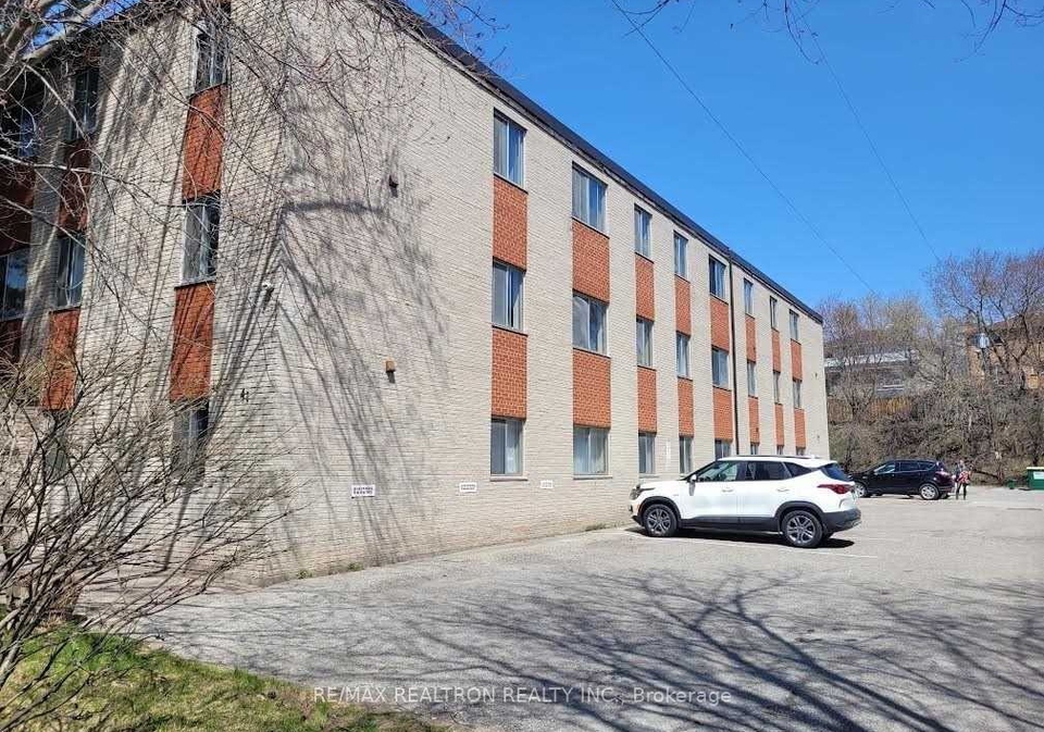 41-huron-heights-drive-newmarket-ontario-n12615720