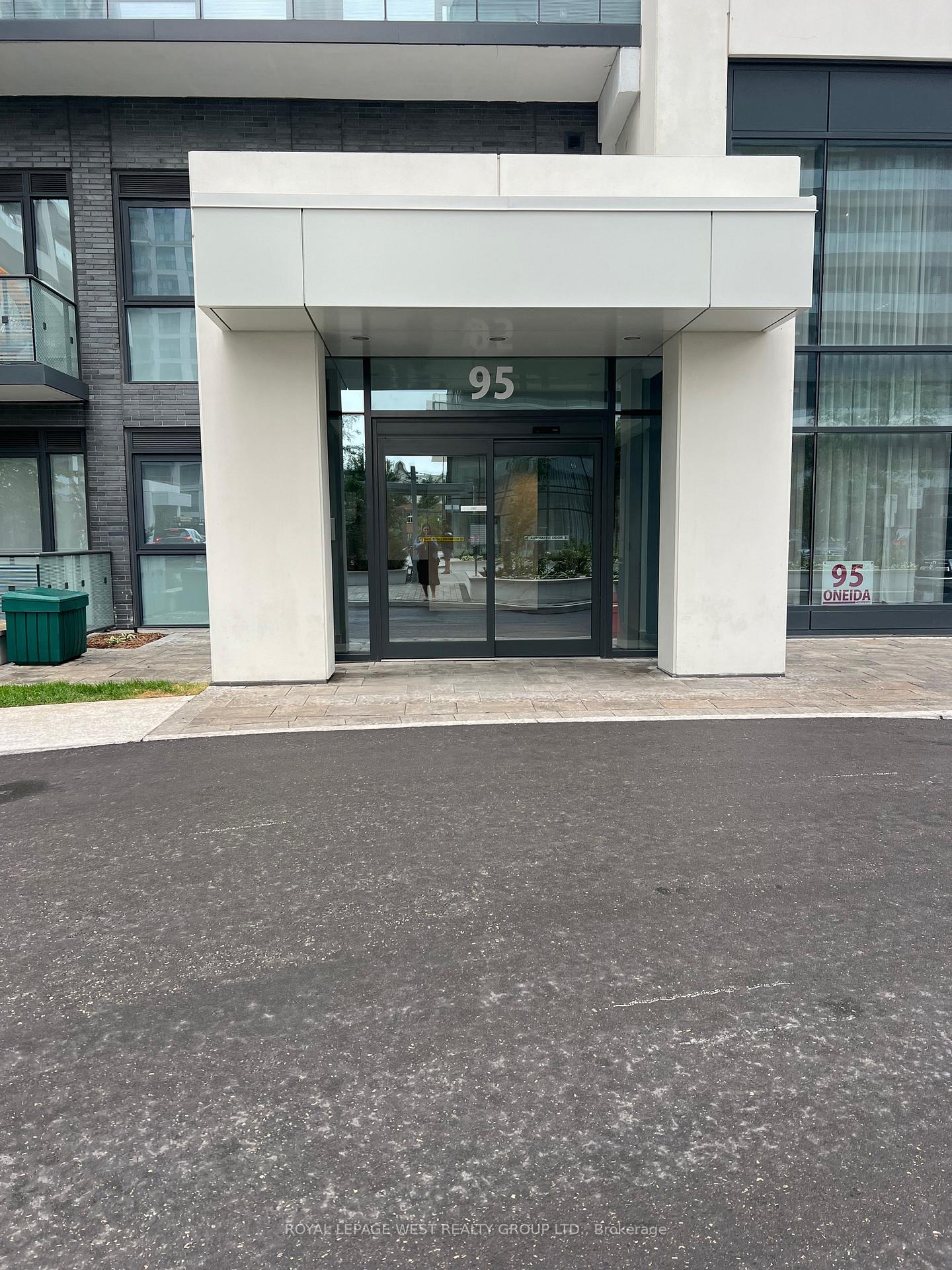 95-oneida-crescent-richmond-hill-ontario-n12616162