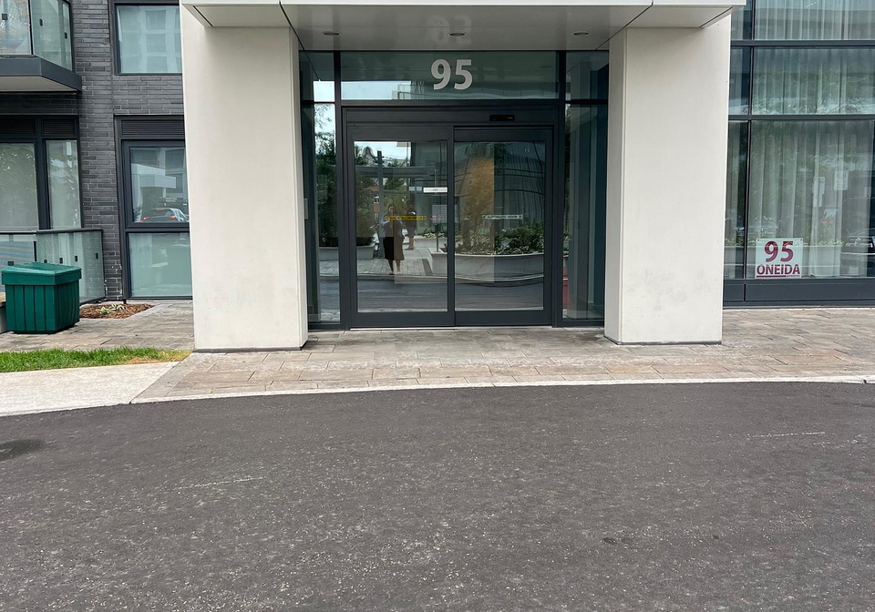 95-oneida-crescent-richmond-hill-ontario-n12616162