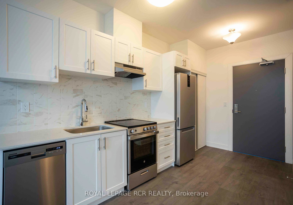 705-davis-drive-newmarket-ontario-n12616654